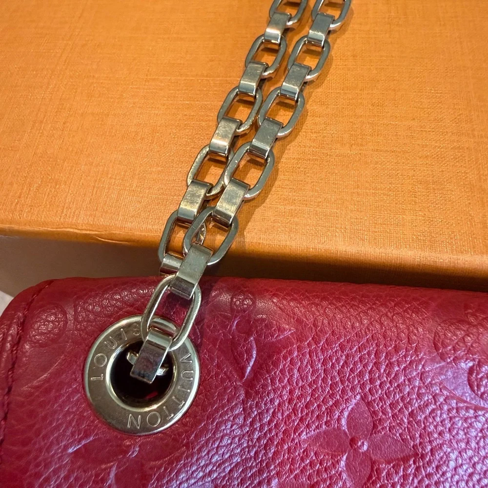 Louis Vuitton Saint Germain or St. Germain PM Red Crossbody Bag - Picture 4 of 12